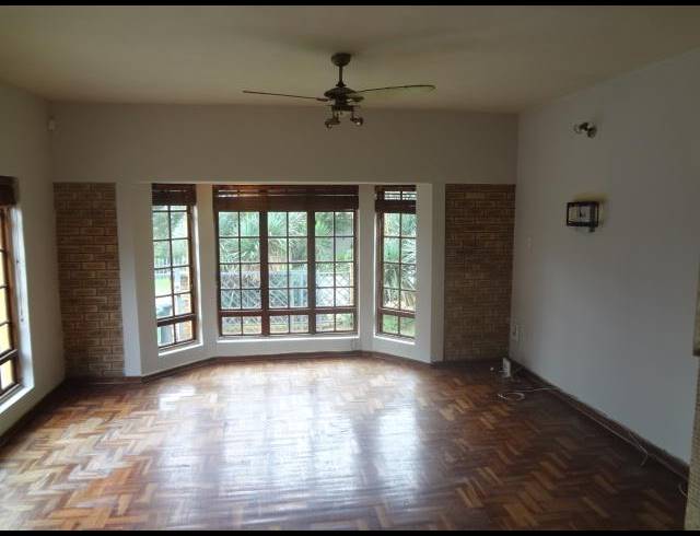 3 BEDROOM PROPERTY TO RENT IN LAKESIDE